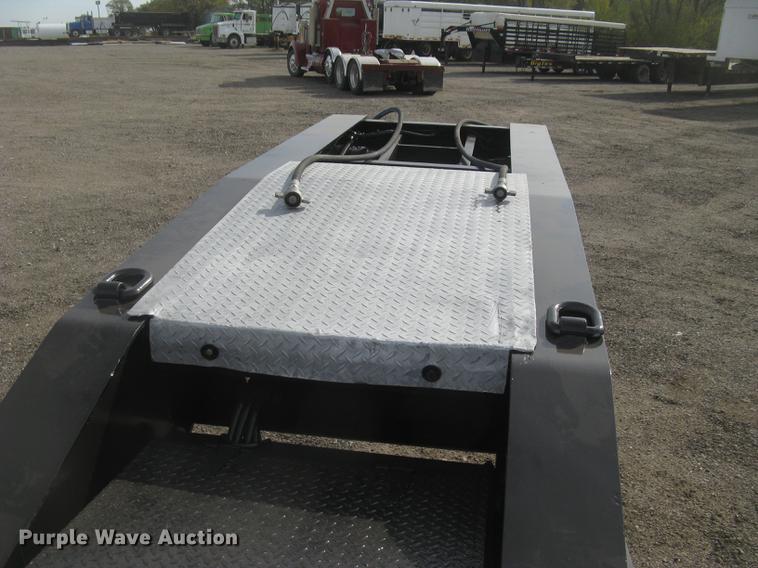 image for item DC2455 2000 Eager Beaver 50GSL RGN lowboy equipment trailer