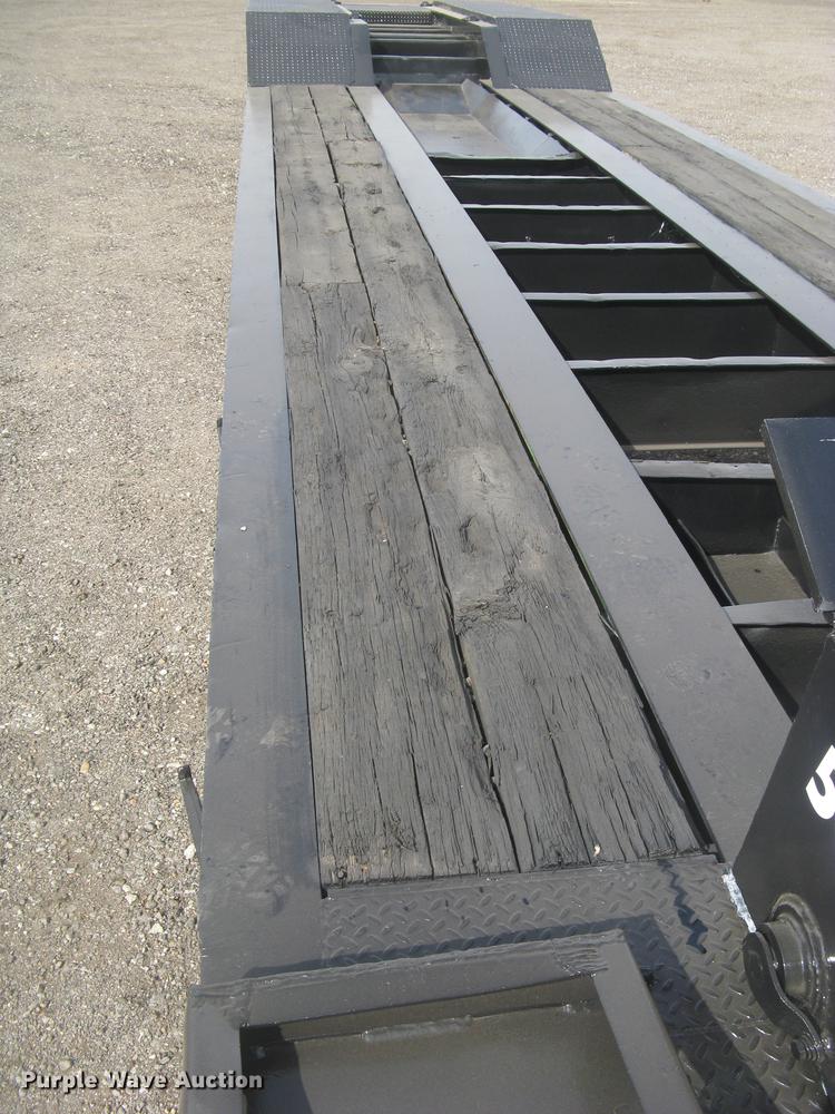 image for item DC2455 2000 Eager Beaver 50GSL RGN lowboy equipment trailer