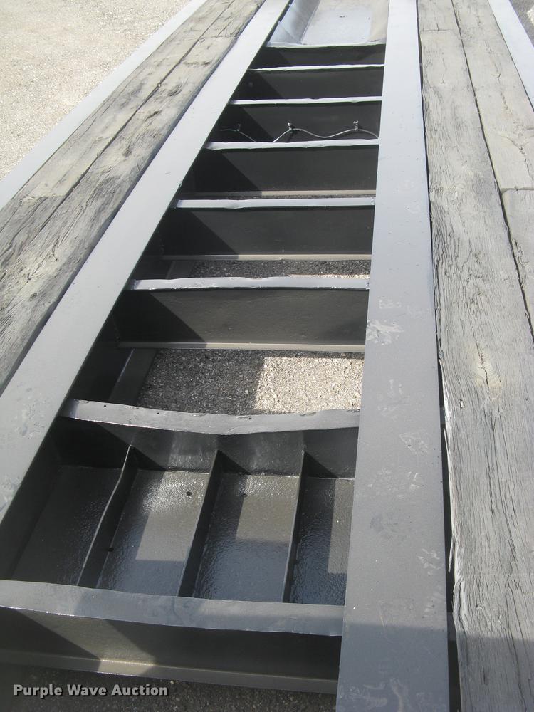 image for item DC2455 2000 Eager Beaver 50GSL RGN lowboy equipment trailer