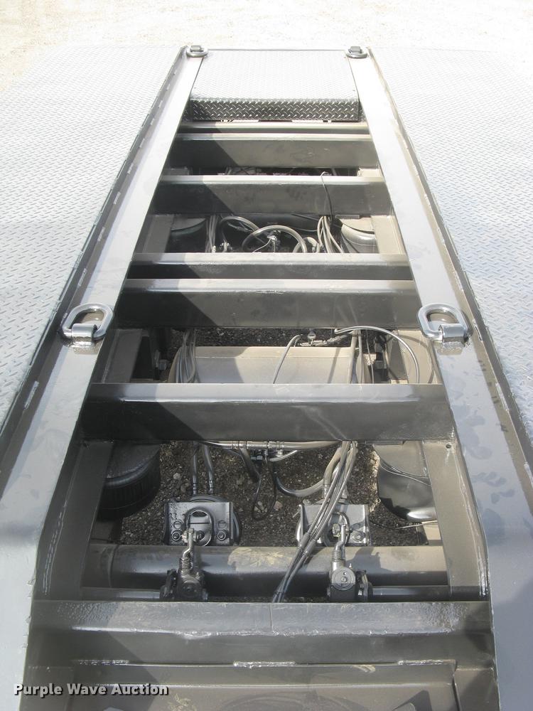 image for item DC2455 2000 Eager Beaver 50GSL RGN lowboy equipment trailer