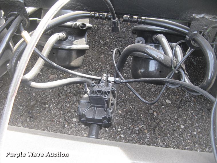 image for item DC2455 2000 Eager Beaver 50GSL RGN lowboy equipment trailer