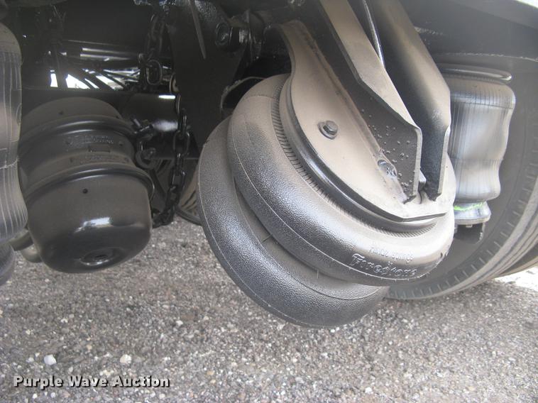 image for item DC2455 2000 Eager Beaver 50GSL RGN lowboy equipment trailer