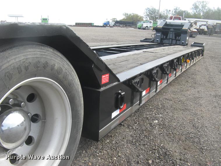 image for item DC2455 2000 Eager Beaver 50GSL RGN lowboy equipment trailer