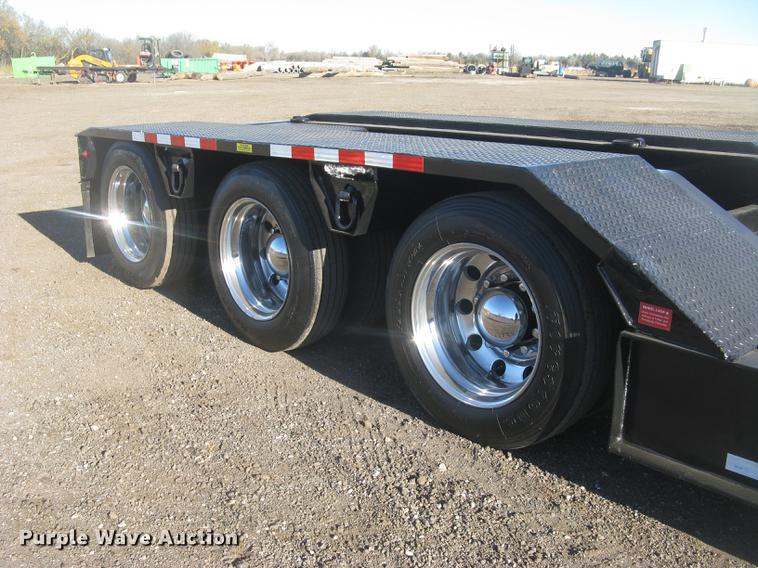 image for item DC2455 2000 Eager Beaver 50GSL RGN lowboy equipment trailer