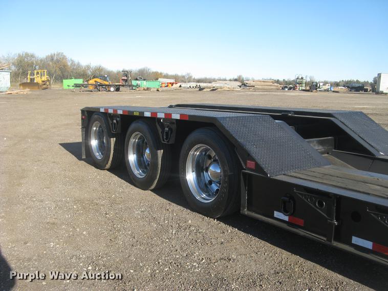 image for item DC2455 2000 Eager Beaver 50GSL RGN lowboy equipment trailer