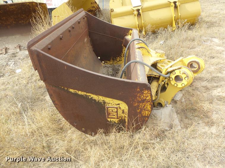 image for item DC3757 Caterpillar bucket