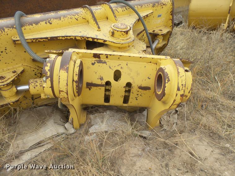 image for item DC3757 Caterpillar bucket