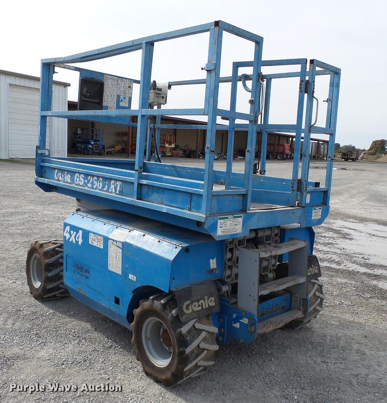 image for item DC6788 2000 Genie GS2668RT scissor lift