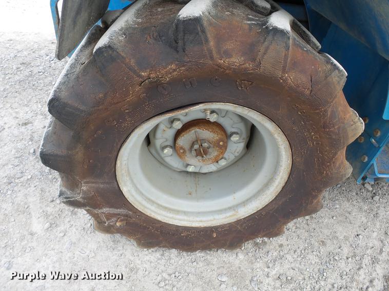 image for item DC6788 2000 Genie GS2668RT scissor lift