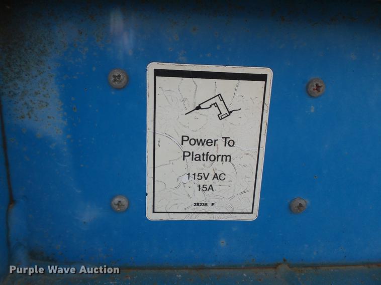 image for item DC6788 2000 Genie GS2668RT scissor lift