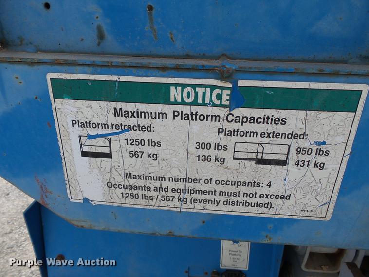 image for item DC6788 2000 Genie GS2668RT scissor lift