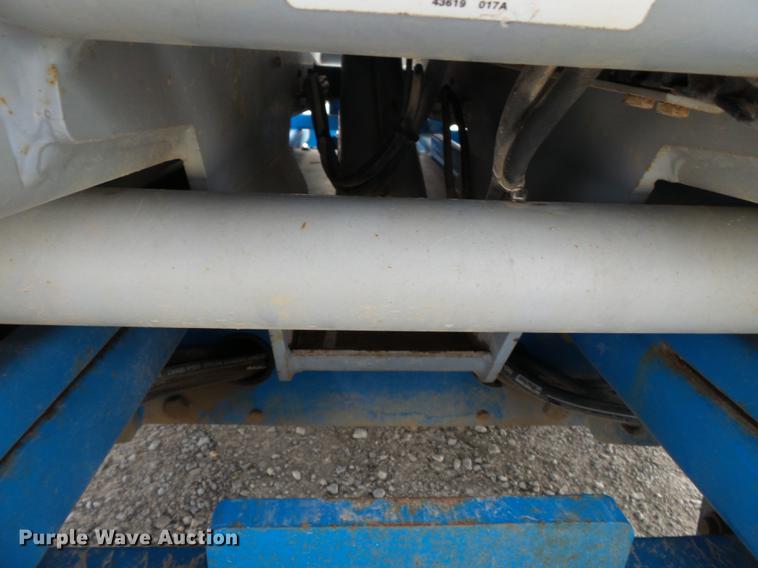 image for item DC6788 2000 Genie GS2668RT scissor lift