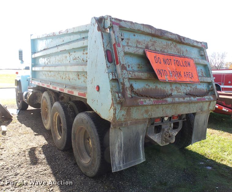 image for item DC8243 1978 Mack RD686S dump truck