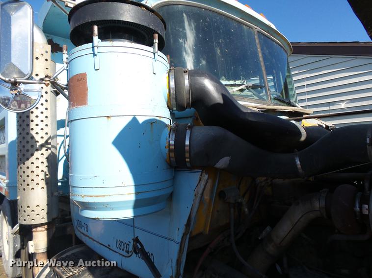 image for item DC8243 1978 Mack RD686S dump truck