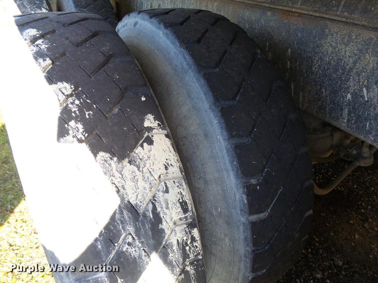 image for item DC8243 1978 Mack RD686S dump truck