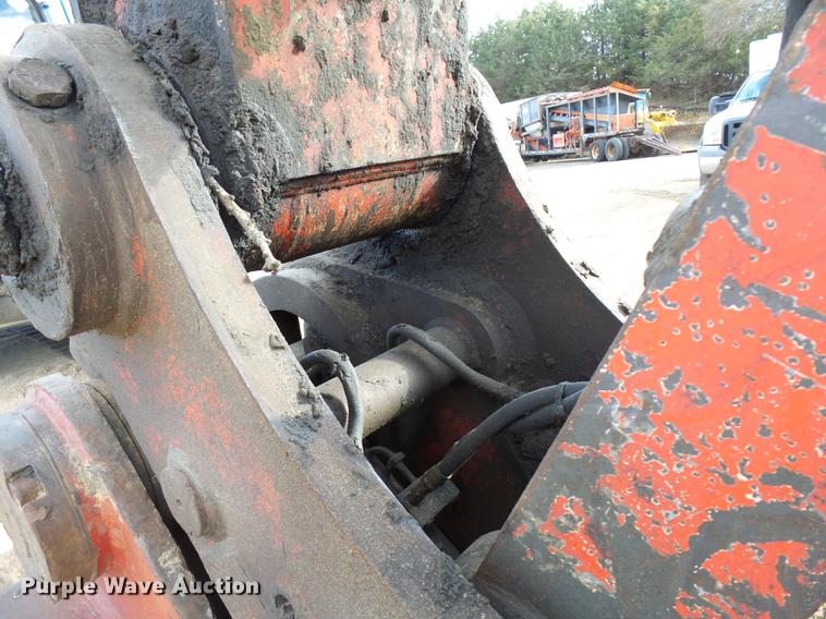 image for item DC8244 1999 Link Belt 3400 Quantum excavator