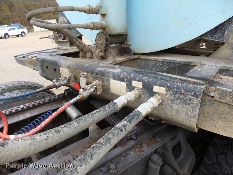 image for item DC8245 1999 Smith Co SC3000 side dump trailer