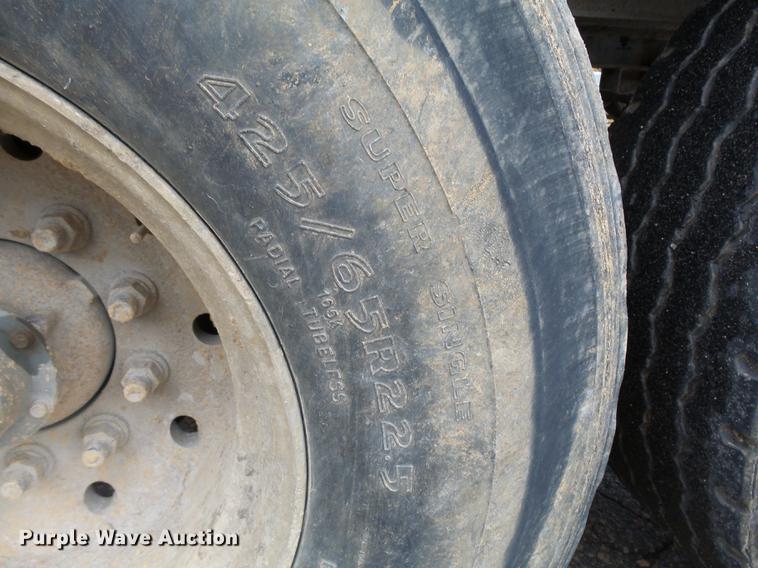 image for item DC8245 1999 Smith Co SC3000 side dump trailer