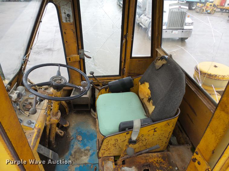 image for item DC8246 1963 Caterpillar 966 wheel loader