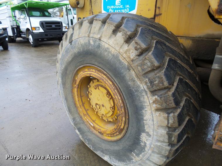image for item DC8246 1963 Caterpillar 966 wheel loader