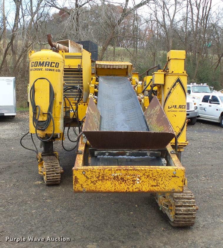 image for item DC8248 1982 Gomaco GT6300 paver