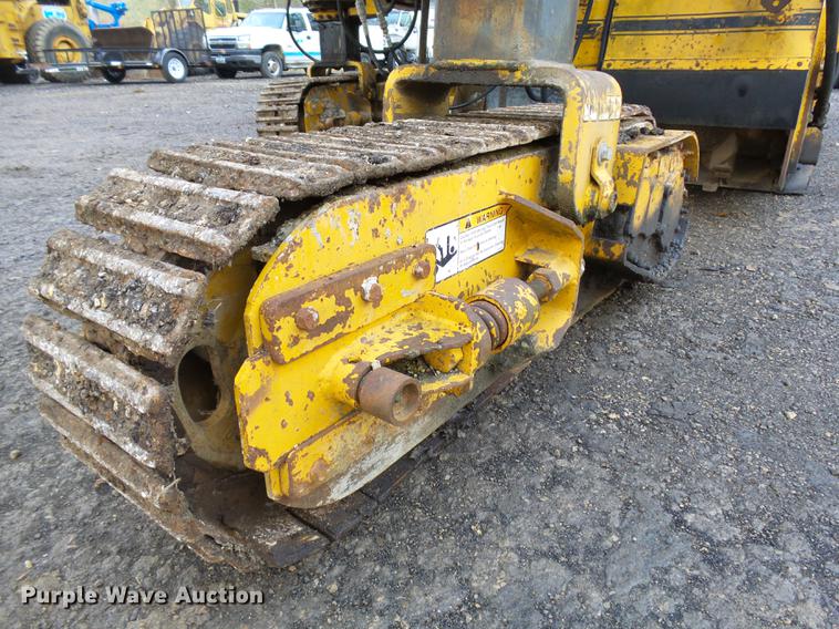 image for item DC8248 1982 Gomaco GT6300 paver