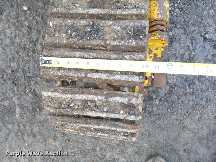 image for item DC8248 1982 Gomaco GT6300 paver