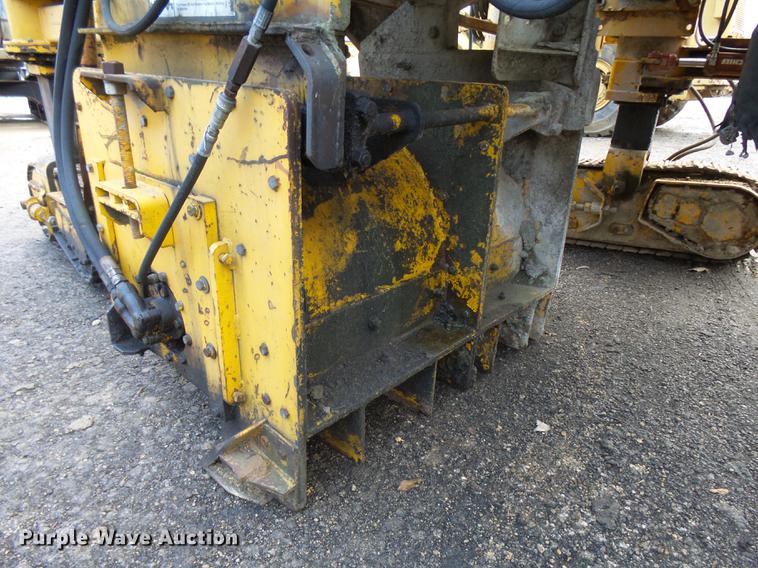 image for item DC8248 1982 Gomaco GT6300 paver