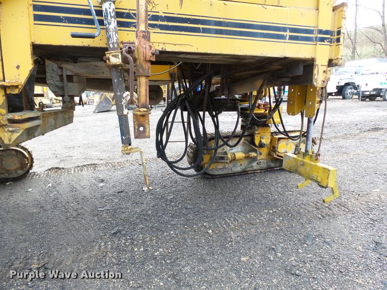 image for item DC8248 1982 Gomaco GT6300 paver