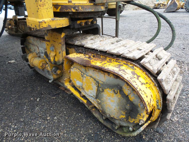 image for item DC8248 1982 Gomaco GT6300 paver