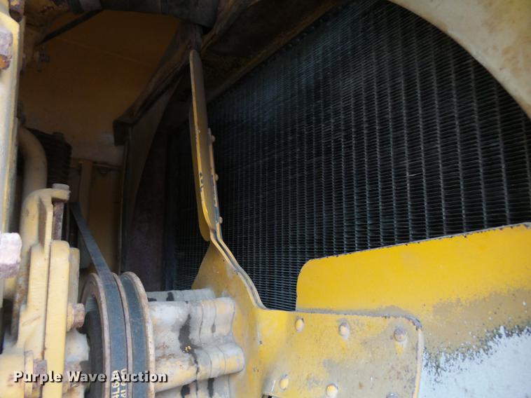 image for item DC8248 1982 Gomaco GT6300 paver