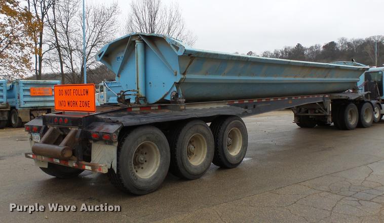 image for item DC8249 1999 Smith Co SC3000 side dump trailer