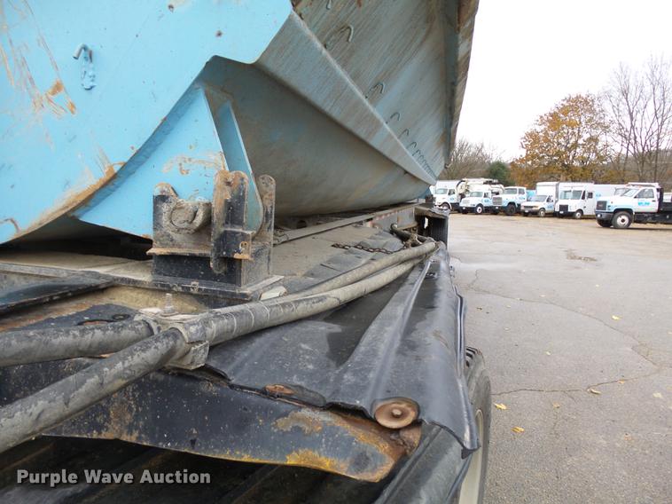 image for item DC8249 1999 Smith Co SC3000 side dump trailer