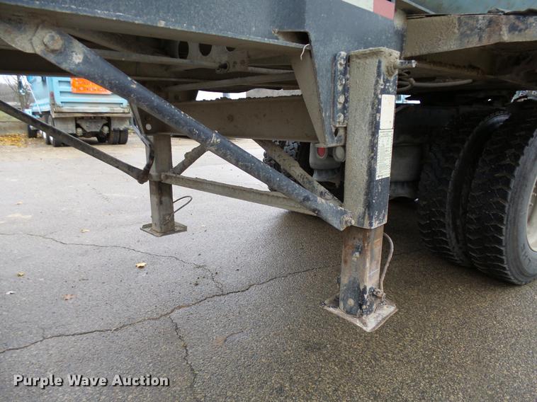 image for item DC8249 1999 Smith Co SC3000 side dump trailer