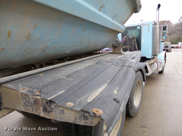 image for item DC8249 1999 Smith Co SC3000 side dump trailer