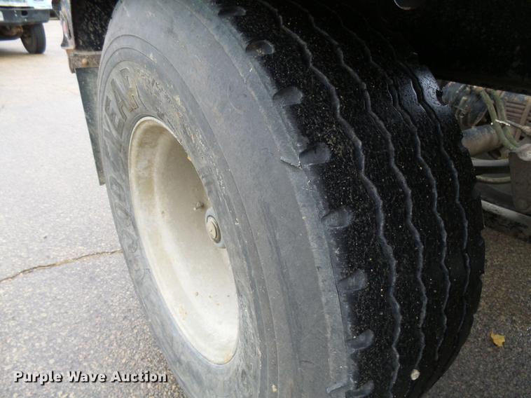 image for item DC8249 1999 Smith Co SC3000 side dump trailer