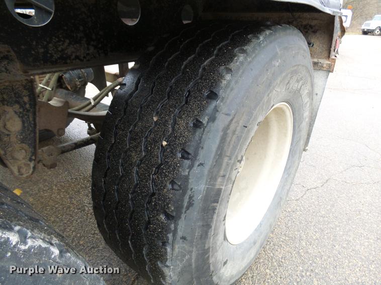 image for item DC8249 1999 Smith Co SC3000 side dump trailer