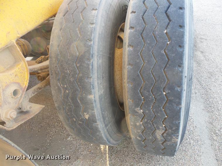 image for item DV9514 1984 Lode-Master CS bottom dump trailer