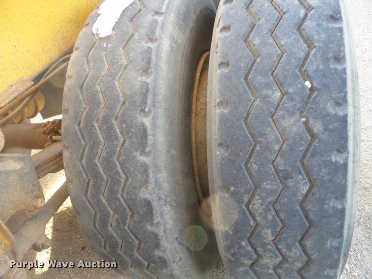 image for item DV9514 1984 Lode-Master CS bottom dump trailer