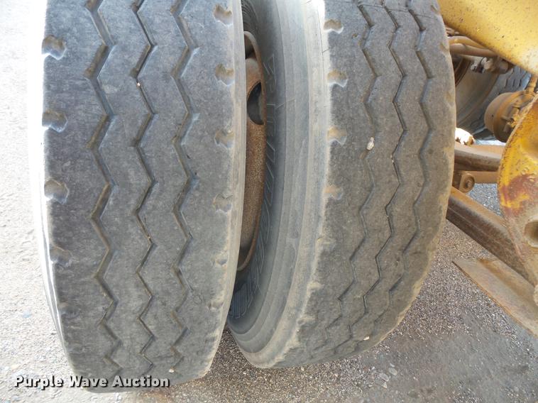 image for item DV9514 1984 Lode-Master CS bottom dump trailer