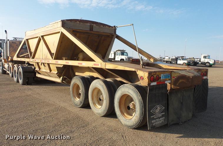 image for item DV9515 1984 Red River bottom dump trailer