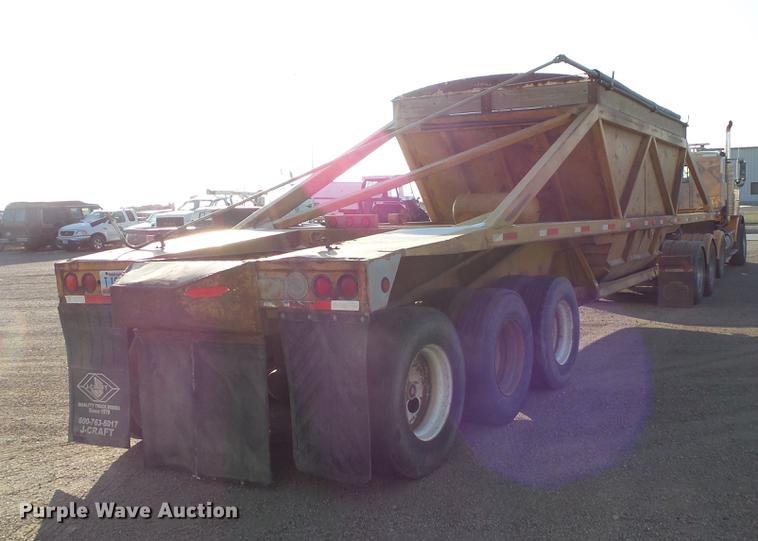 image for item DV9515 1984 Red River bottom dump trailer