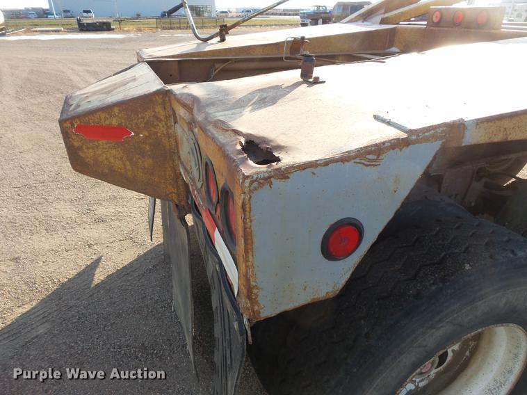 image for item DV9515 1984 Red River bottom dump trailer