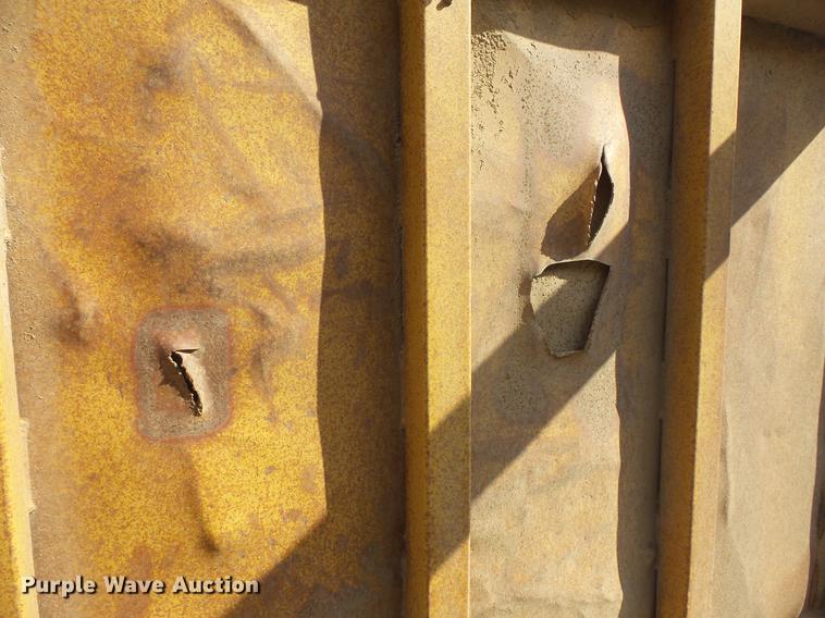 image for item DV9515 1984 Red River bottom dump trailer