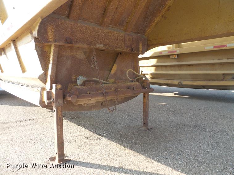image for item DV9516 1991 Red River bottom dump trailer