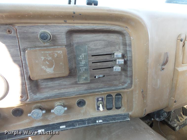 image for item DV9517 1979 GMC Brigadier flatbed truck