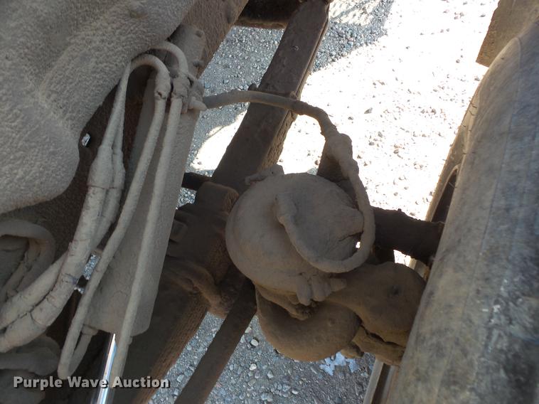 image for item DV9517 1979 GMC Brigadier flatbed truck