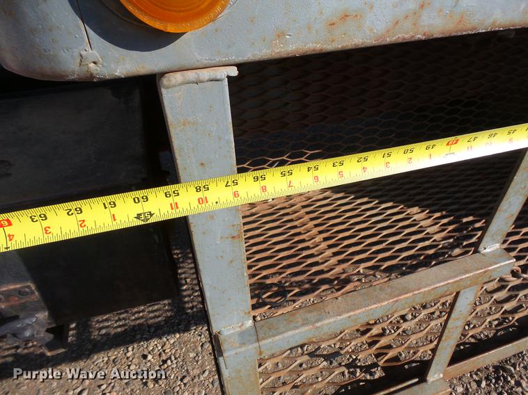 image for item DV9517 1979 GMC Brigadier flatbed truck