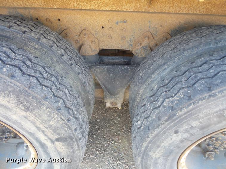 image for item DV9517 1979 GMC Brigadier flatbed truck