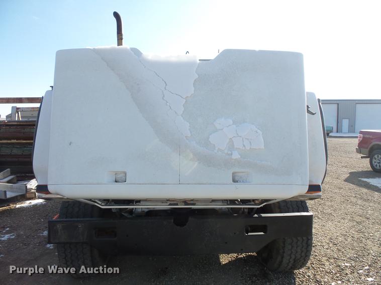 image for item DV9518 1984 GMC Brigadier flatbed truck